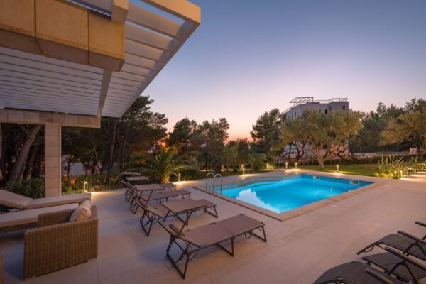 Gallery Thumbnail https://makarska-touristik.com/wp-content/uploads/2018/11/Promajna-Holiday-Home-Villa-01-A3-11.jpg