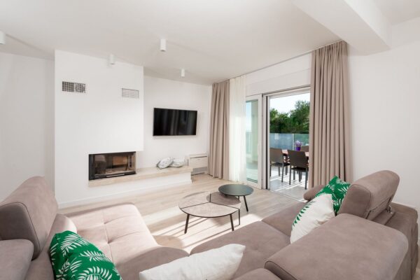Gallery Thumbnail https://makarska-touristik.com/wp-content/uploads/2018/11/Promajna-Holiday-Home-Villa-01-A4-1.jpg