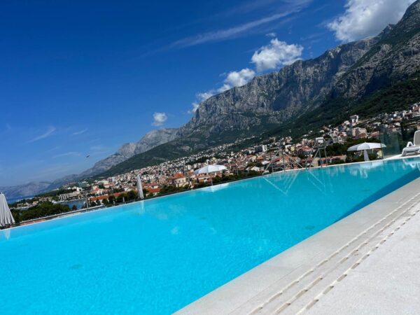 Gallery Thumbnail https://makarska-touristik.com/wp-content/uploads/2024/05/Deluxe-two-bedroom-apartment-with-pool-access-21.jpg