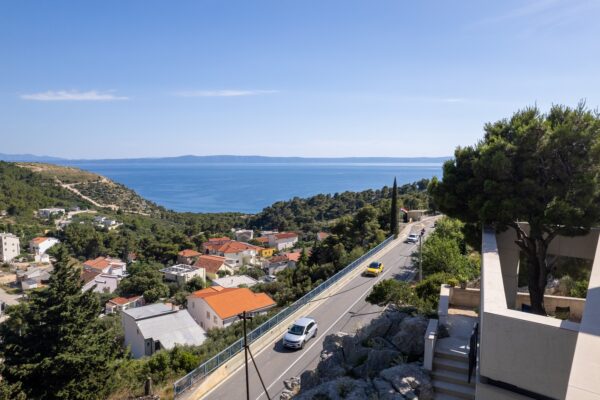 Gallery Thumbnail https://makarska-touristik.com/wp-content/uploads/2024/06/Deluxe-Apartment-Noeli-02.jpg