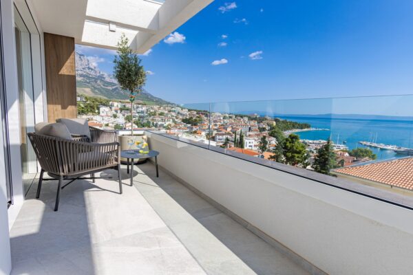 Gallery Thumbnail https://makarska-touristik.com/wp-content/uploads/2024/07/Luxus-Villa-M-two-bedroom-apart-7.jpg