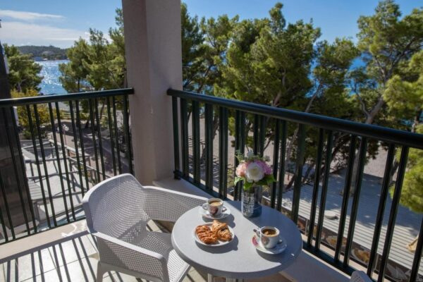 Gallery Thumbnail https://makarska-touristik.com/wp-content/uploads/2026/02/Makarska-beach-apartments-lucija-21-1-1.jpg
