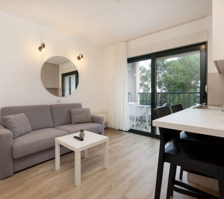 Makarska Beach Apartments Lucija 2+1