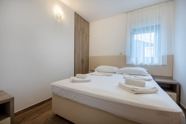 Gallery Thumbnail https://makarska-touristik.com/wp-content/uploads/2026/02/Makarska-beach-apartments-lucija-21-8-1.jpg