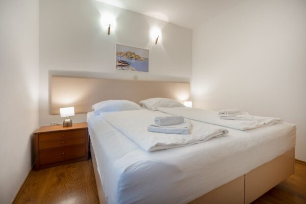 Gallery Thumbnail https://makarska-touristik.com/wp-content/uploads/2026/02/Makarska-beach-apartments-lucija-22-5-1.jpg