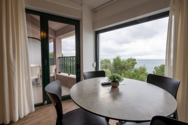 Gallery Thumbnail https://makarska-touristik.com/wp-content/uploads/2026/02/Makarska-beach-apartments-lucija-22-5-2.jpg