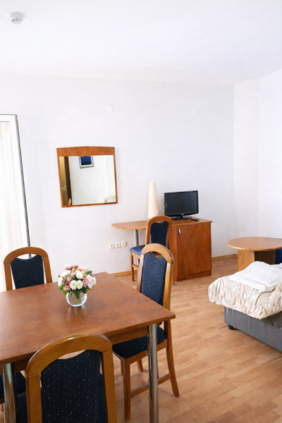 Gallery Thumbnail https://makarska-touristik.com/wp-content/uploads/2026/03/Beachfront-Villa-Sunce-Podgora-2-1-3.png
