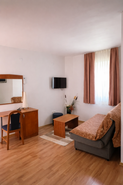 Gallery Thumbnail https://makarska-touristik.com/wp-content/uploads/2026/03/Beachfront-Villa-Sunce-Podgora-2-1-5.png