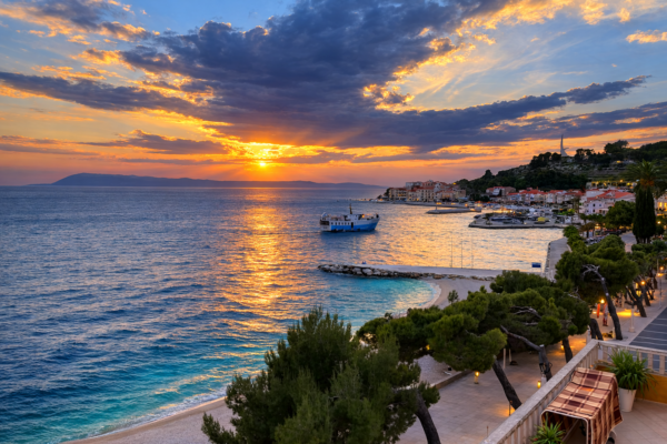 Gallery Thumbnail https://makarska-touristik.com/wp-content/uploads/2026/03/Seaview-Villa-Sunce-Podgora-A2-10.png