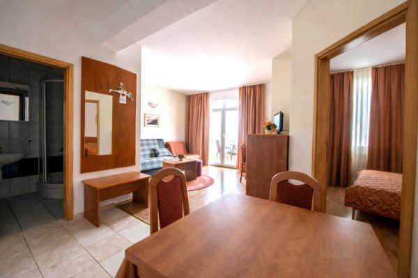Gallery Thumbnail https://makarska-touristik.com/wp-content/uploads/2026/03/Seaview-Villa-Sunce-Podgora-A2-2-10.png