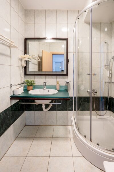 Gallery Thumbnail https://makarska-touristik.com/wp-content/uploads/2026/03/Seaview-Villa-Sunce-Podgora-A2-2-17.jpg