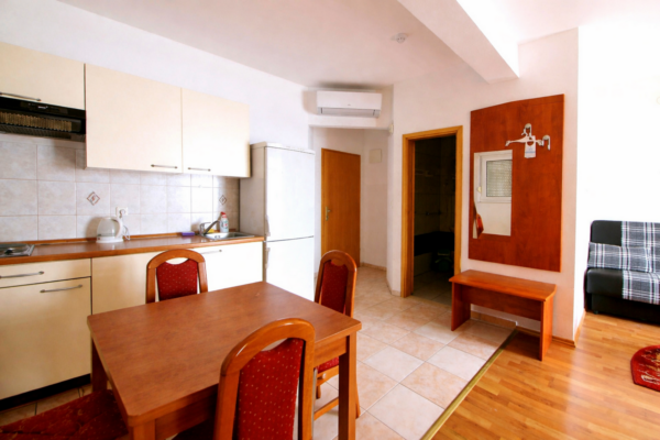 Gallery Thumbnail https://makarska-touristik.com/wp-content/uploads/2026/03/Seaview-Villa-Sunce-Podgora-A2-2-3.png