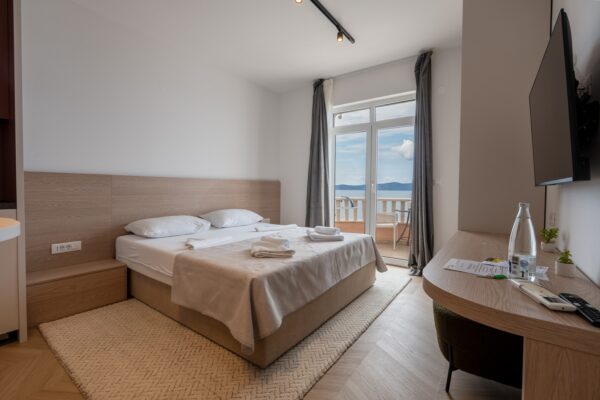 Gallery Thumbnail https://makarska-touristik.com/wp-content/uploads/2026/03/Seaview-Villa-Sunce-Podgora-A2-2.jpg