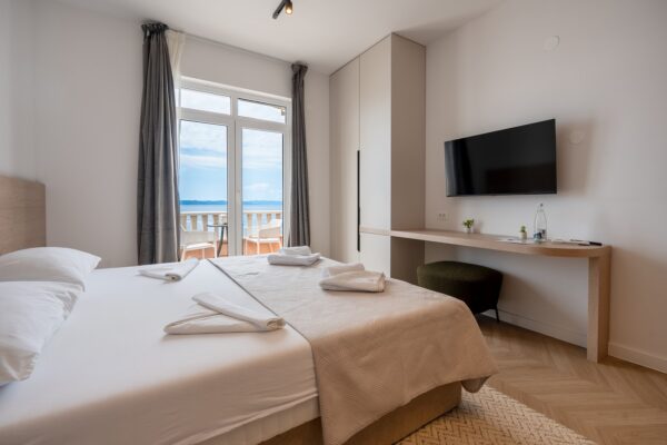 Gallery Thumbnail https://makarska-touristik.com/wp-content/uploads/2026/03/Seaview-Villa-Sunce-Podgora-A2-6.jpg