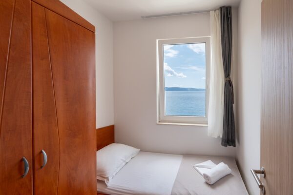 Gallery Thumbnail https://makarska-touristik.com/wp-content/uploads/2026/03/Seaview-Villa-Sunce-Podgora-A3-1-16.jpg