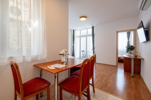 Gallery Thumbnail https://makarska-touristik.com/wp-content/uploads/2026/03/Seaview-Villa-Sunce-Podgora-A3-1-5.jpg