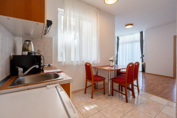Gallery Thumbnail https://makarska-touristik.com/wp-content/uploads/2026/03/Seaview-Villa-Sunce-Podgora-A3-1-6.jpg