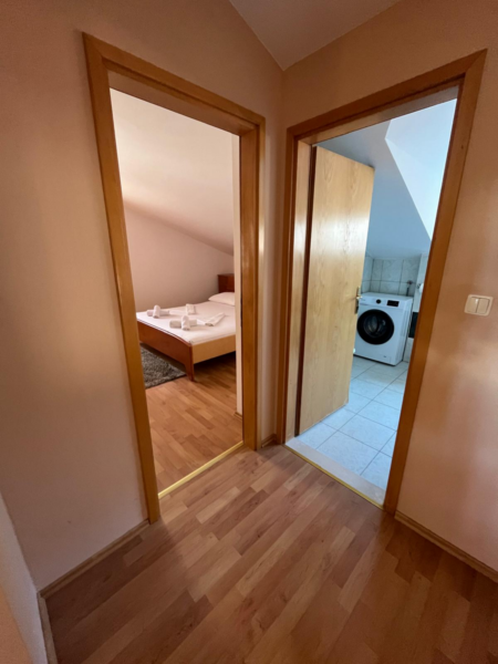 Gallery Thumbnail https://makarska-touristik.com/wp-content/uploads/2026/03/Seaview-Villa-Sunce-Podgora-A5-2-10.png