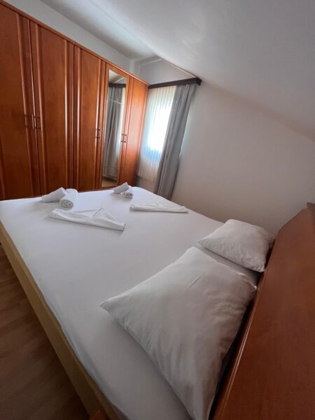 Gallery Thumbnail https://makarska-touristik.com/wp-content/uploads/2026/03/Seaview-Villa-Sunce-Podgora-A5-2-12.jpeg