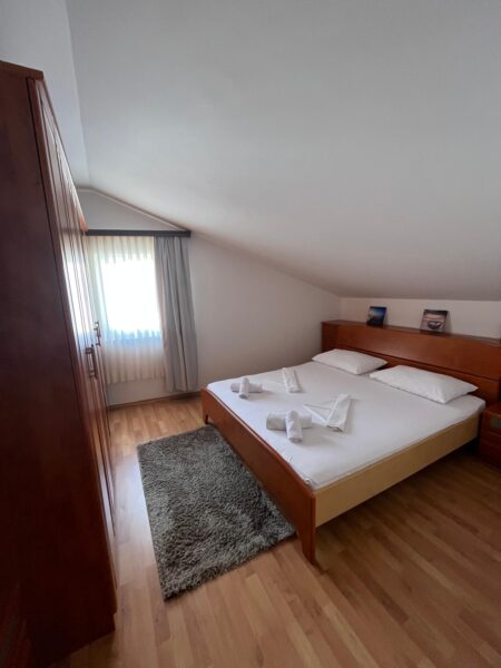 Gallery Thumbnail https://makarska-touristik.com/wp-content/uploads/2026/03/Seaview-Villa-Sunce-Podgora-A5-2-14.jpeg