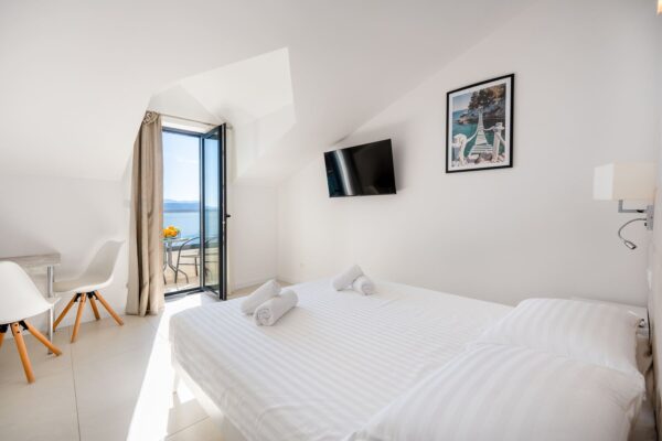 Gallery Thumbnail https://makarska-touristik.com/wp-content/uploads/2026/03/Seaview-Wind-Rose-Maestral-2-0-16.jpg