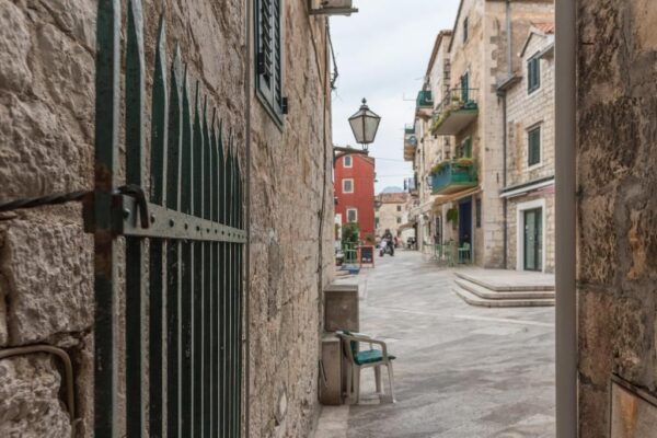 Gallery Thumbnail https://makarska-touristik.com/wp-content/uploads/2026/05/Apartman-Listun-25.jpg