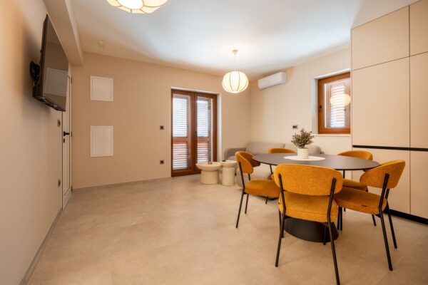 Gallery Thumbnail https://makarska-touristik.com/wp-content/uploads/2026/05/Villa-Merkur-A2-3.jpg