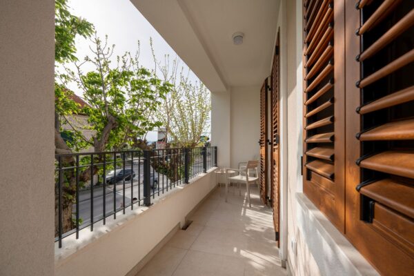 Gallery Thumbnail https://makarska-touristik.com/wp-content/uploads/2026/05/Villa-Merkur-A4-11.jpg