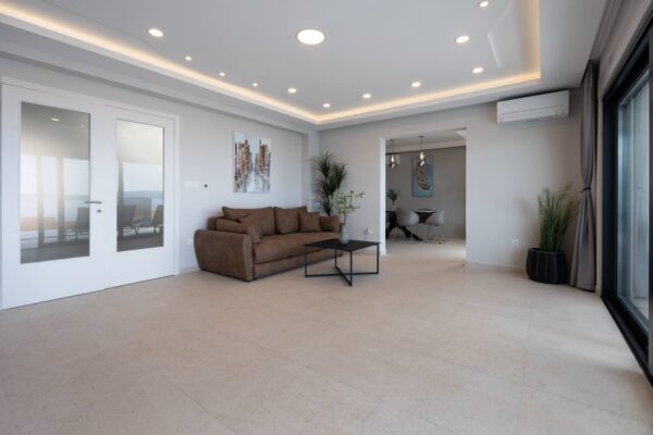 Gallery Thumbnail https://makarska-touristik.com/wp-content/uploads/2026/06/Villa-Lux55-15.jpg