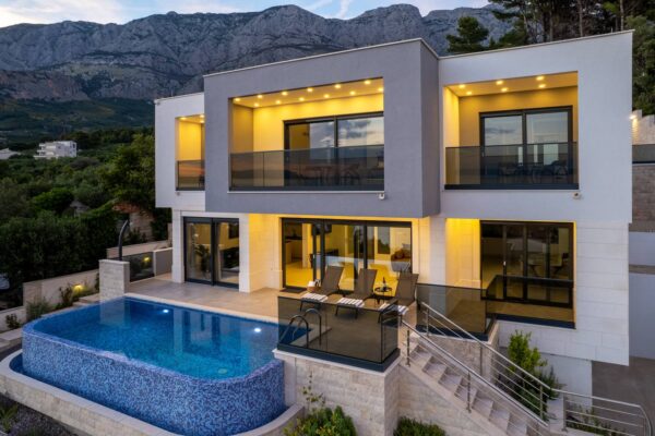 Gallery Thumbnail https://makarska-touristik.com/wp-content/uploads/2026/06/Villa-Lux55-2.jpg