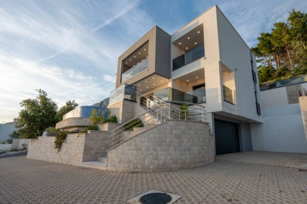 Gallery Thumbnail https://makarska-touristik.com/wp-content/uploads/2026/06/Villa-Lux55-21.jpg