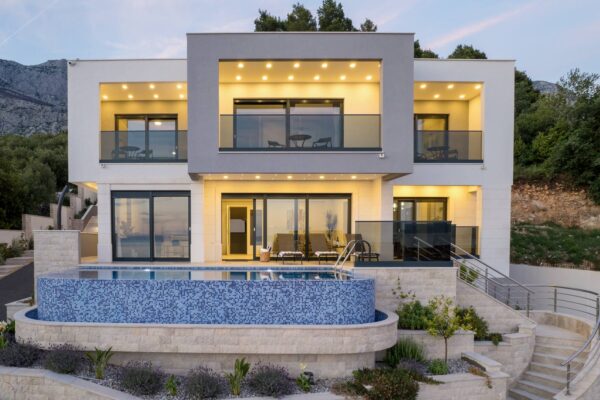 Gallery Thumbnail https://makarska-touristik.com/wp-content/uploads/2026/06/Villa-Lux55-3.jpg