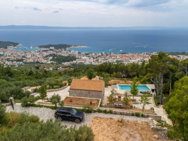 Gallery Thumbnail https://makarska-touristik.com/wp-content/uploads/2026/06/Villa-Makar-3.jpg